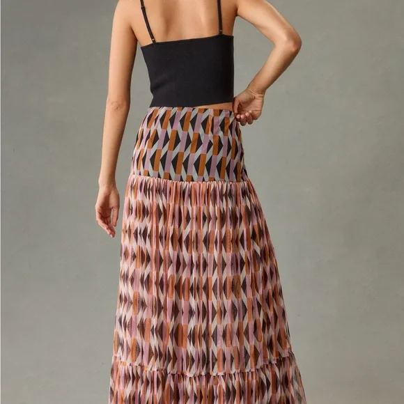 Elegant Geometric Maxi Skirt - Orange and Black - Picture 4 of 6
